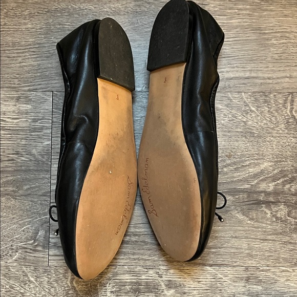 Sam Edelman Black Flats with Bow Detail - Picture 2 of 5